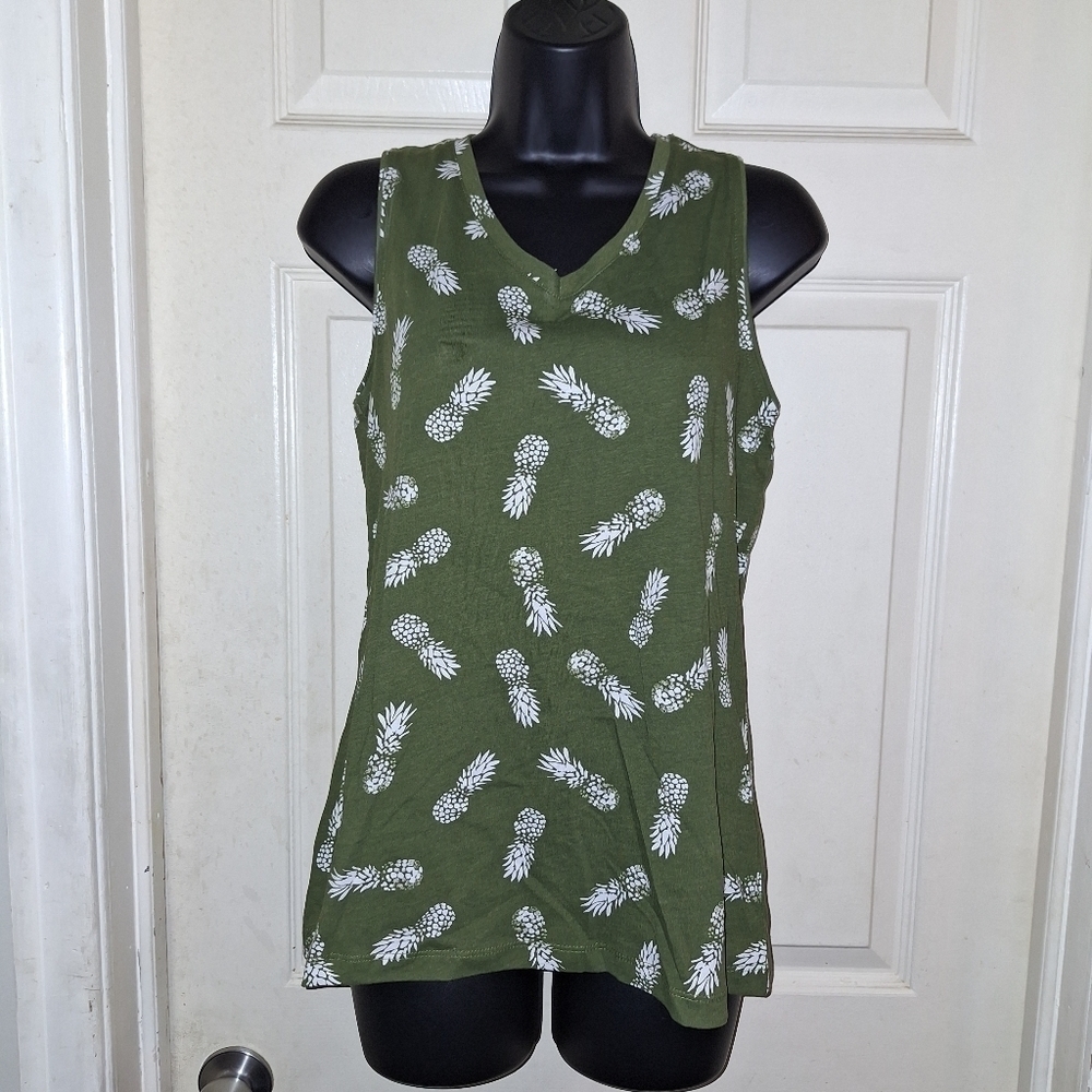 Coral bay pineapple print tank top small